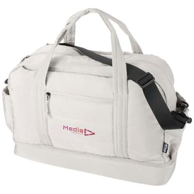 Custom Branded Puffer GRS recycled duffel bag with insulated bottom 30L