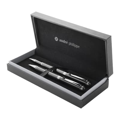 Pen set