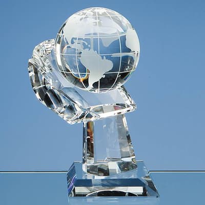 Promotional 8cm Optical Crystal Globe on Mounted Hand Award